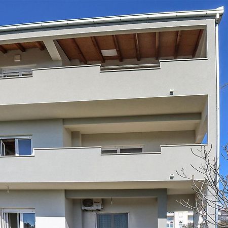 Beach Apartment Andela Kaštela Exterior foto
