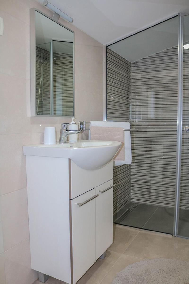 Beach Apartment Andela Kaštela Exterior foto