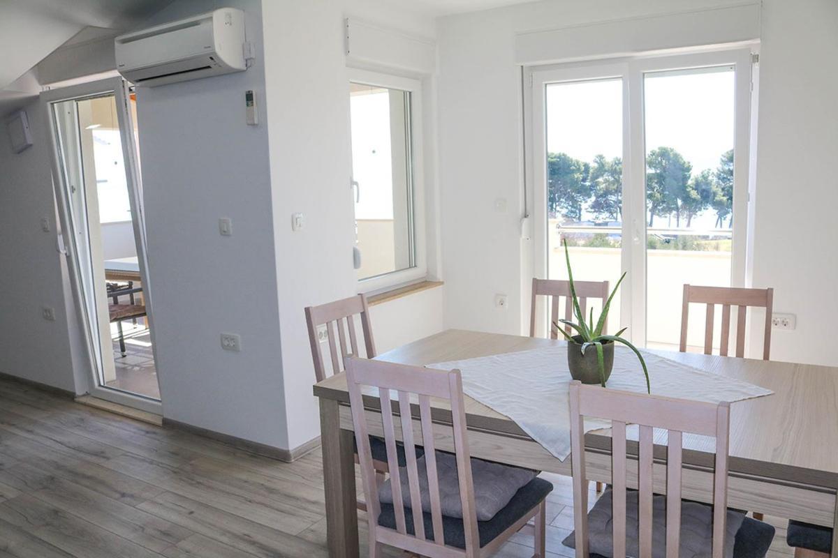 Beach Apartment Andela Kaštela Exterior foto